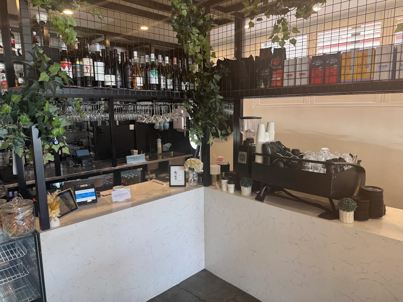 Café & Restaurant Photo